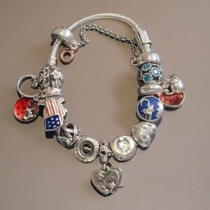 Pandora Sterling Silver Charm Bracelet With Lot of 12 Mixed Charms And Clips 7”